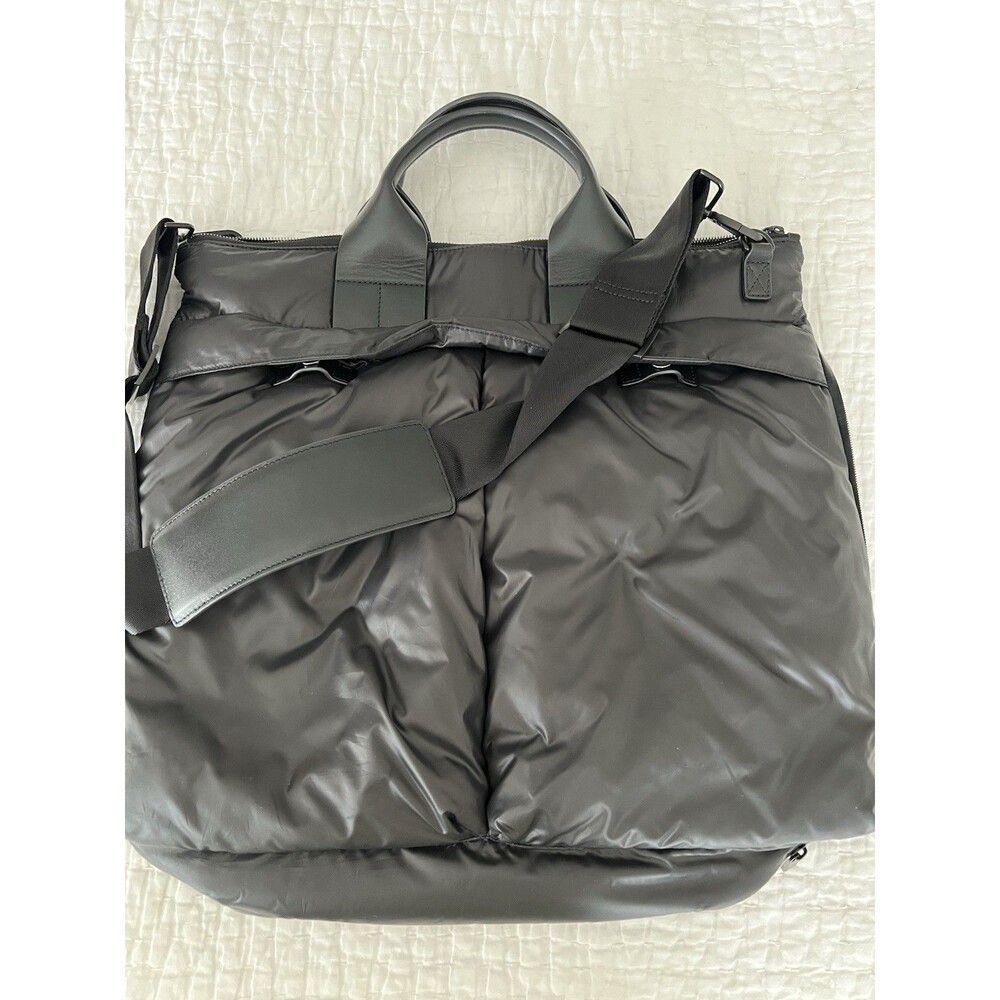 Caraa Black Expandable Travel Messenger Bag EUC